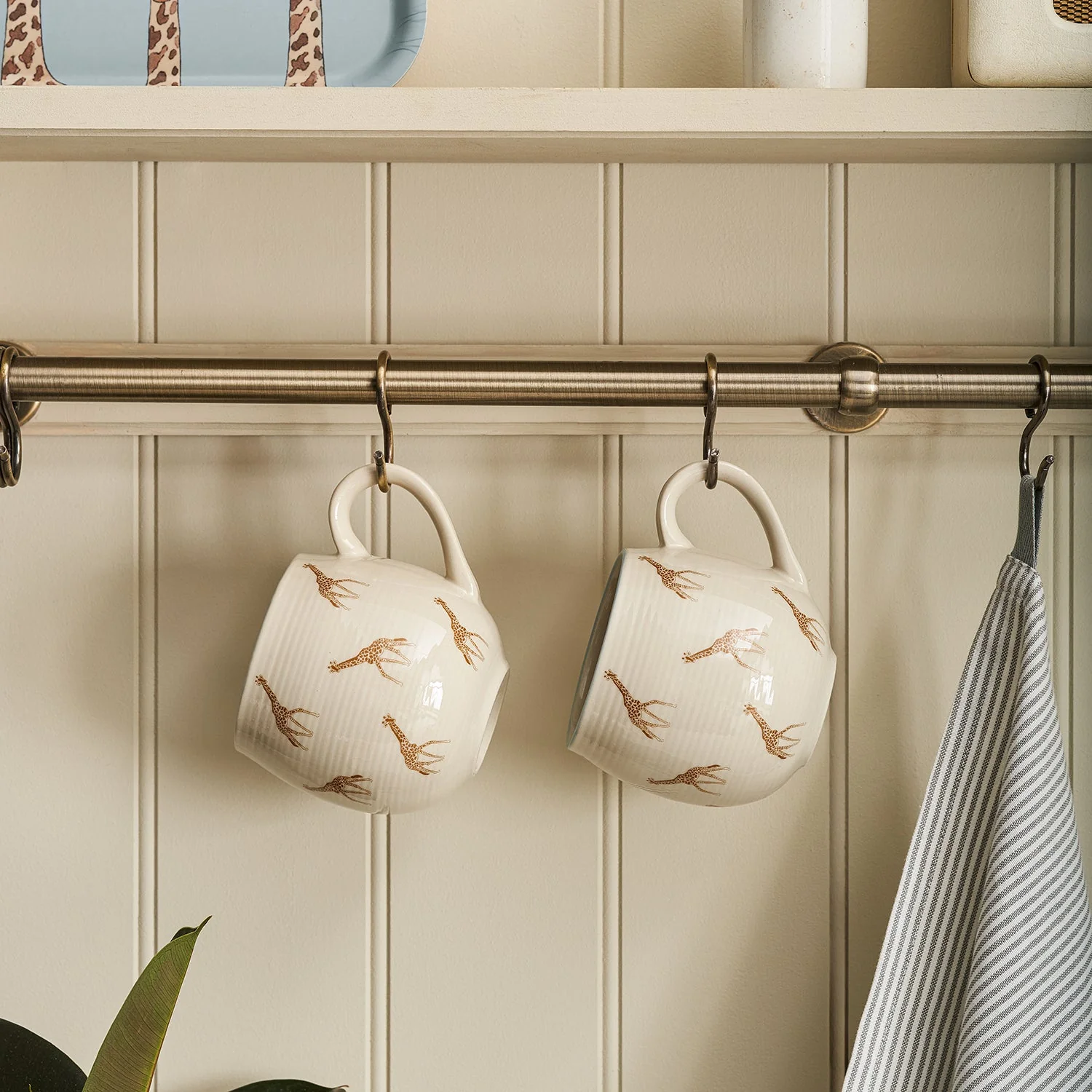 All products excluding sale items, M2M